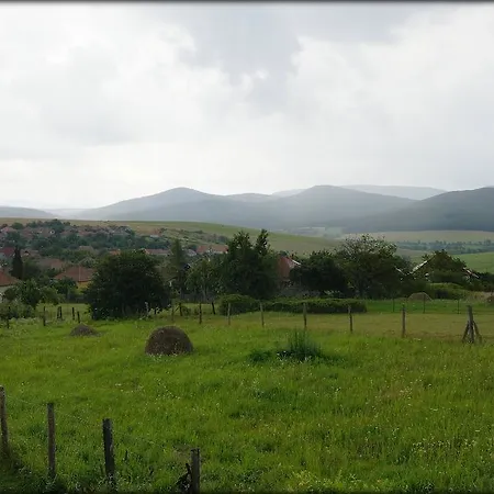 Kalaris Vendeghaz Holloko
