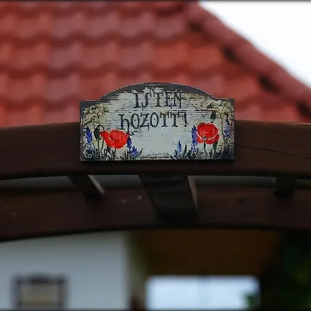 Kalaris Vendeghaz Holloko