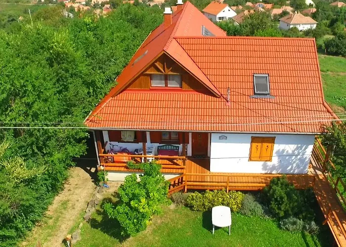 Kalaris Vendeghaz Апартаменты